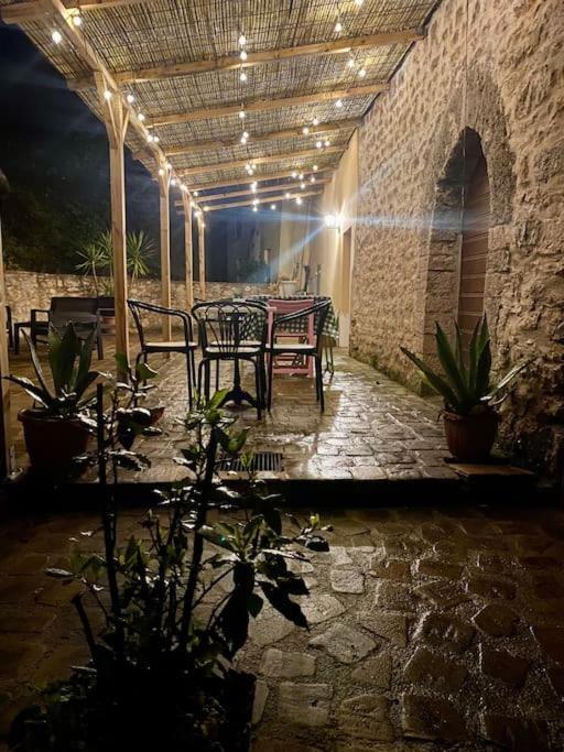 Casa Vacanze Fonte Del Menotre Foligno Dış mekan fotoğraf
