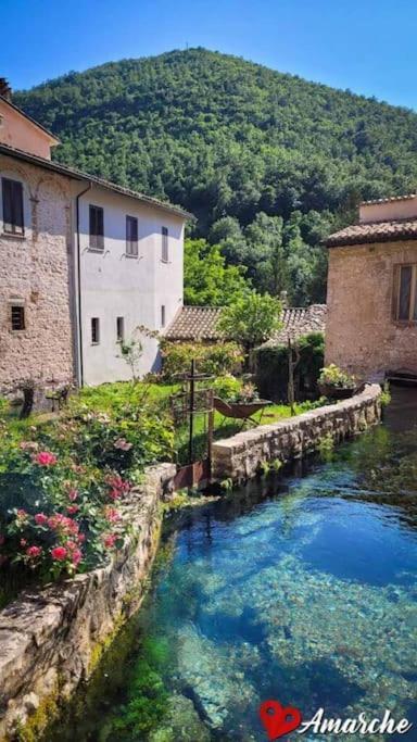 Casa Vacanze Fonte Del Menotre Foligno Dış mekan fotoğraf